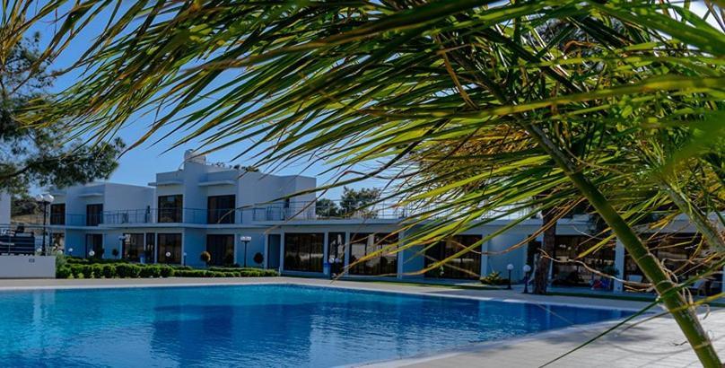 Cosmopolis Multi-Venue Aparthotel Lárnaka Kültér fotó