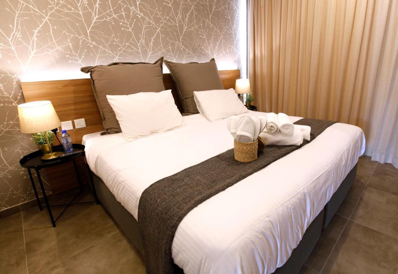 Cosmopolis Multi-Venue Aparthotel Lárnaka Kültér fotó