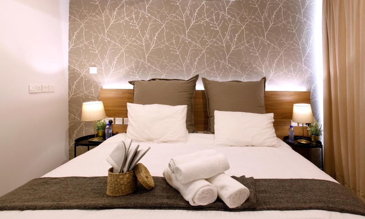 Cosmopolis Multi-Venue Aparthotel Lárnaka Kültér fotó